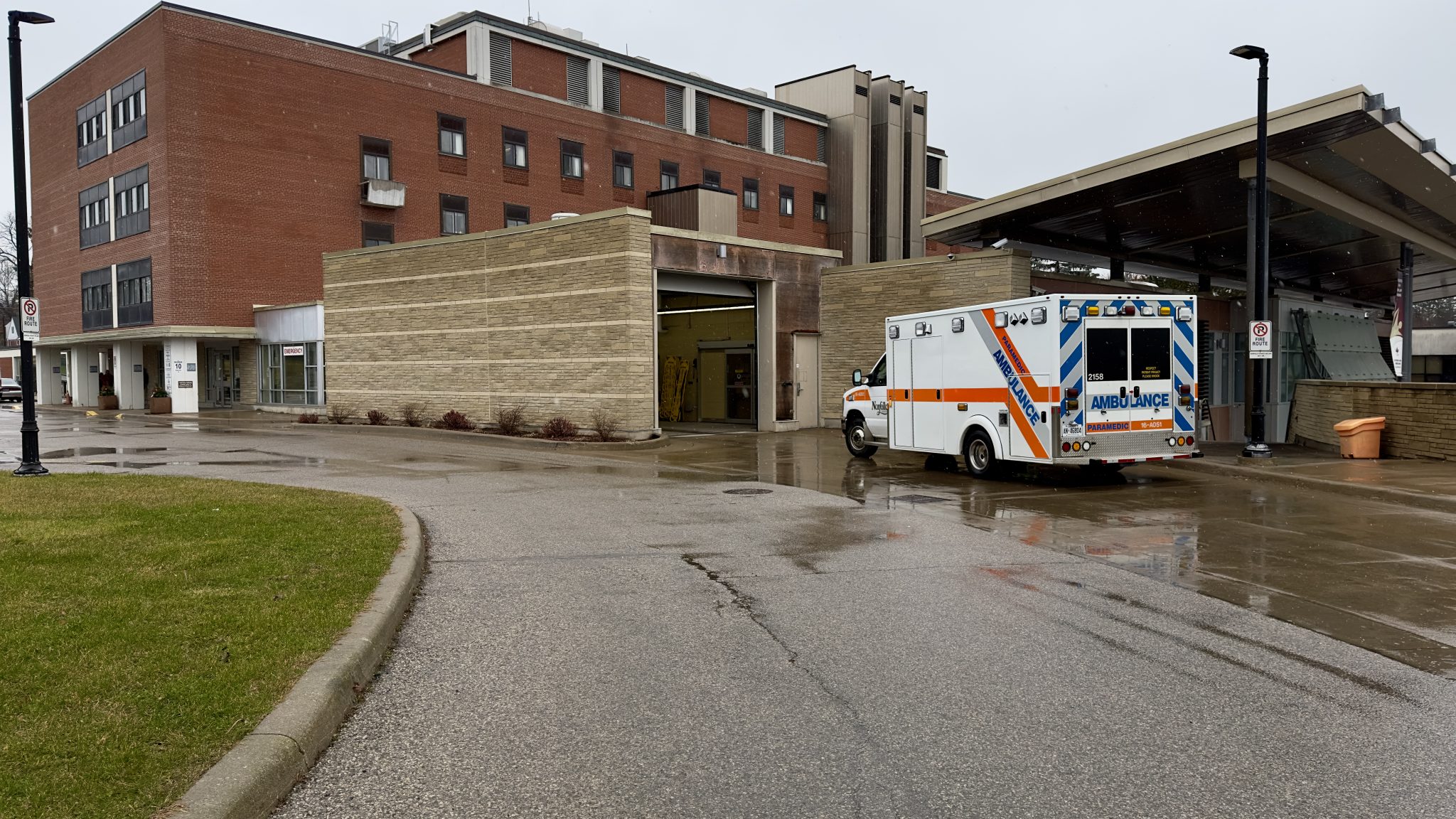 Vivid Hospitals May Implement Surge Capacity If More Turn To Public Healthcare Options After Ip Rider Changes: Moh Capture for Mobile Vivid Hospitals May Implement Surge Capacity If More Turn To Public Healthcare Options After Ip Rider Changes: Moh Capture for Mobile